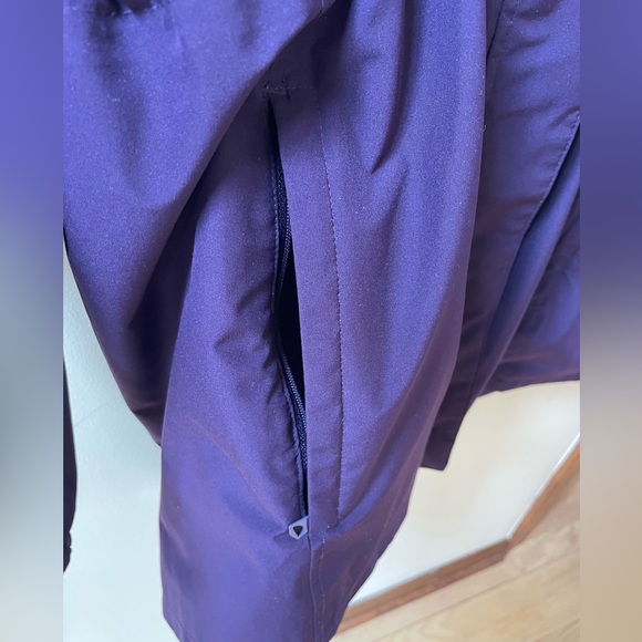 Lands End Women's Tall Squall Packable Waterproof Raincoat in Blackberry Purple - Picture 5 of 9